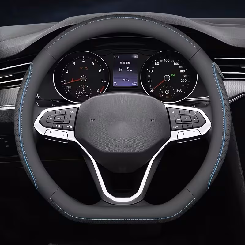 Demo — Blue-stitch steering wheel cover, photo 1